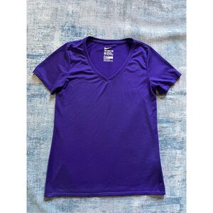 Purple The Nike Tee Dri Fit Short Sleeve V Neck Athletic Cut Women's Medium